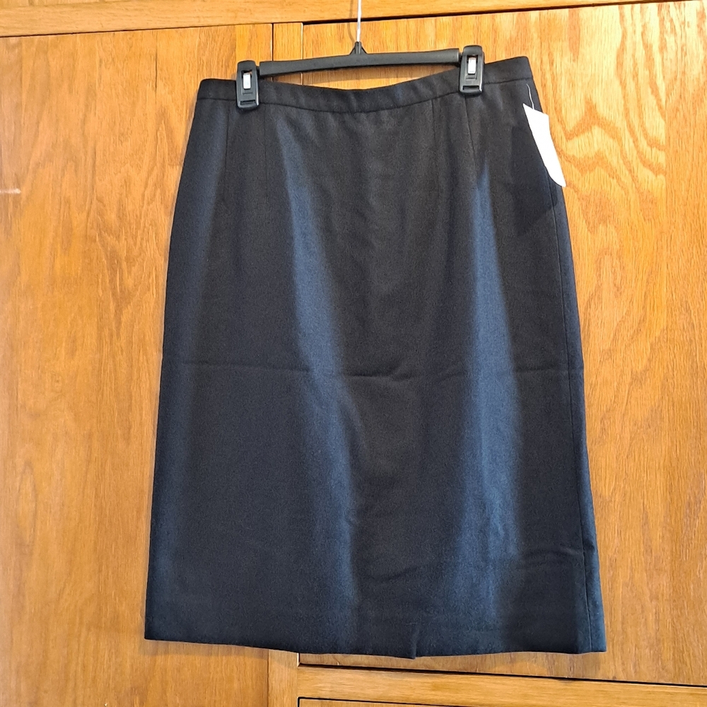 NWT Vtg Pendleton 100% Virgin Wool Black Skirt 14